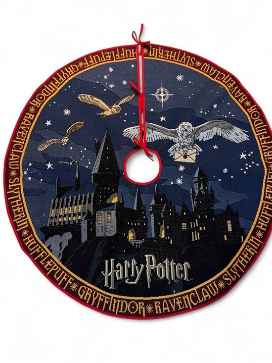 Hallmark Other - 2020 Hallmark Harry Potter Hogwarts Castle Tree Skirt